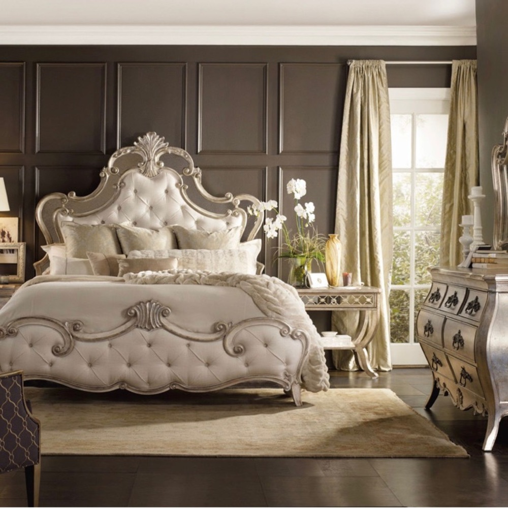 HOOKER Sanctuary Silver and Beige Upholstered Panel Bedroom Set